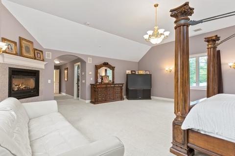 121 Fall Ln, Franklin, MA 02038 photo 29
