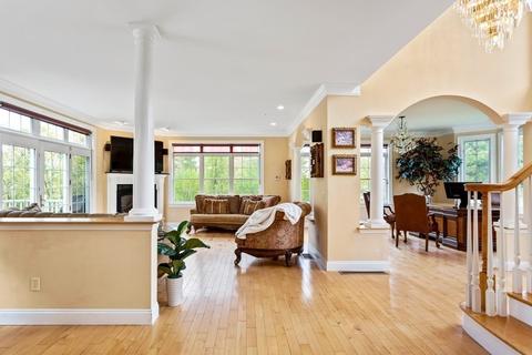 121 Fall Ln, Franklin, MA 02038 photo 14