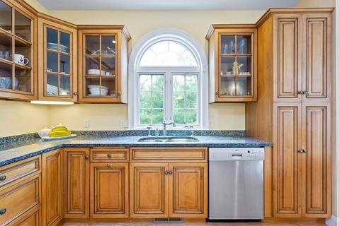 121 Fall Ln, Franklin, MA 02038 photo 11