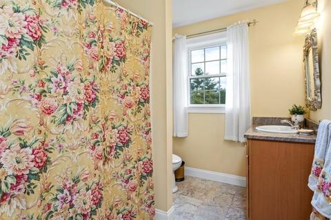 121 Fall Ln, Franklin, MA 02038 photo 26