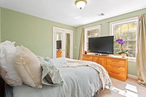 121 Fall Ln, Franklin, MA 02038 photo 23