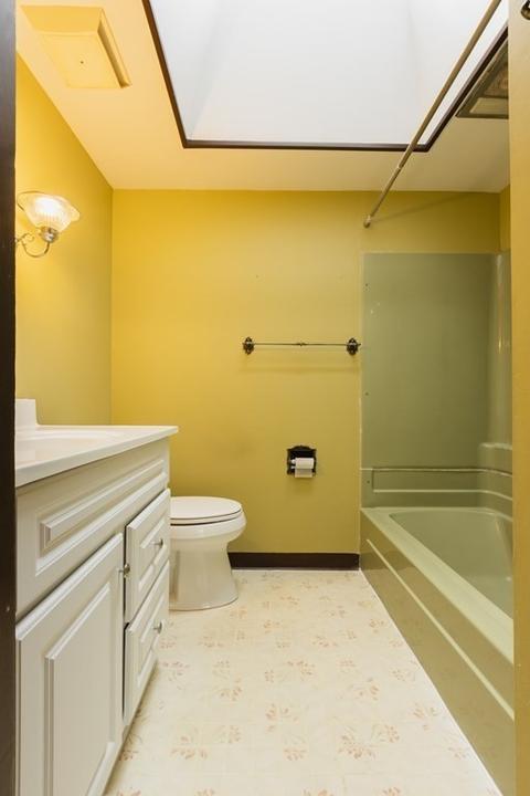 61 Derby St, Worcester, MA 01604 photo 14