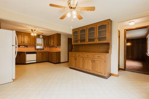 61 Derby St, Worcester, MA 01604 photo 7