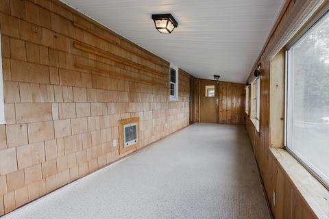 61 Derby St, Worcester, MA 01604 photo 16