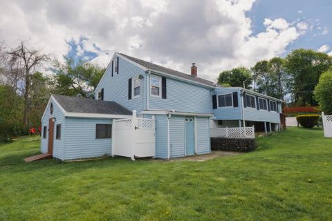 61 Derby St, Worcester, MA 01604 photo 4