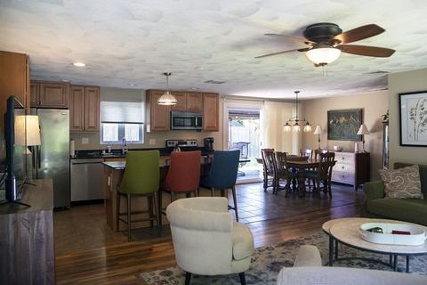 47 Colgate Rd, Beverly, MA 01915 photo 3