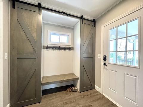 1 Walnut St, Townsend, MA 01469 photo 2