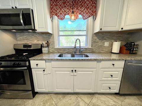 1 Walnut St, Townsend, MA 01469 photo 4