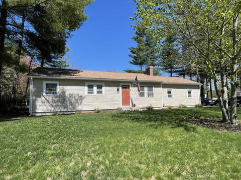 1 Walnut St, Townsend, MA 01469 photo 1