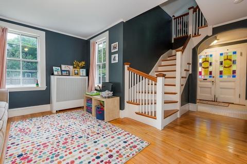 5 Franklin St, Danvers, MA 01923 photo 2