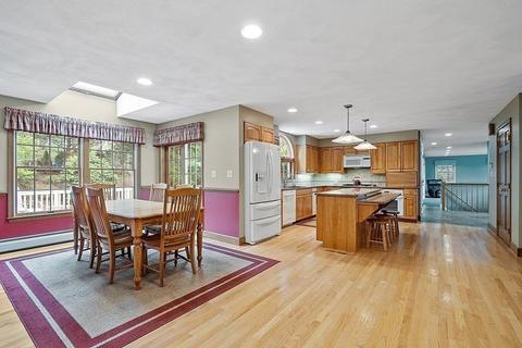 4 Treetops Ln, Danvers, MA 01923 photo 11