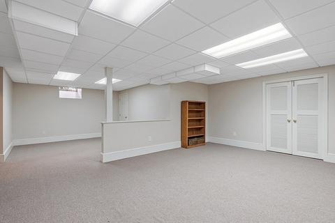 4 Treetops Ln, Danvers, MA 01923 photo 32