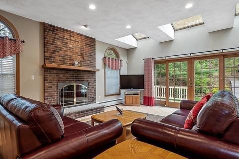 4 Treetops Ln, Danvers, MA 01923 photo 9