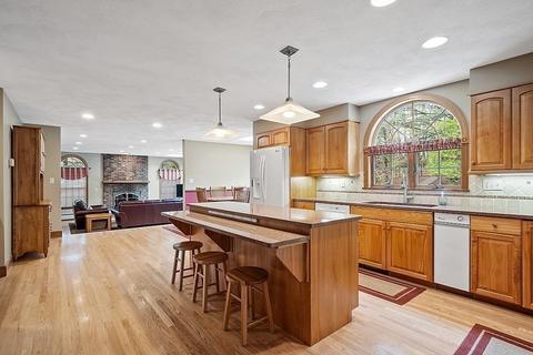 4 Treetops Ln, Danvers, MA 01923 photo 14