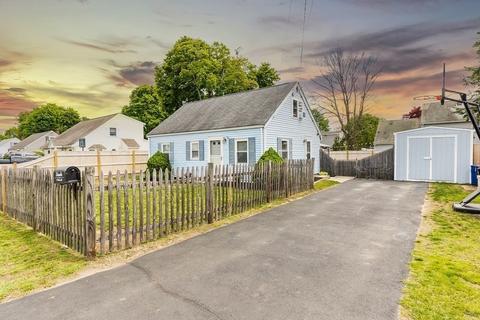 5 Anthony Rd, Peabody, MA 01960 photo 1
