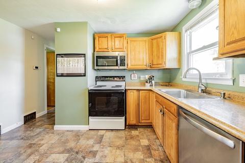 1455 Wilbraham Rd, Springfield, MA 01119 photo 14