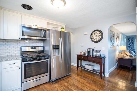 715 Plumtree Rd, Springfield, MA 01118 photo 6