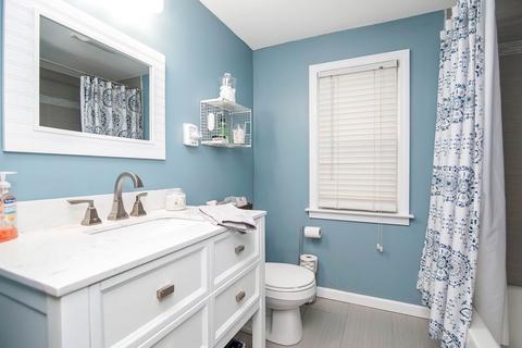 715 Plumtree Rd, Springfield, MA 01118 photo 17