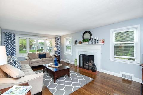 715 Plumtree Rd, Springfield, MA 01118 photo 11