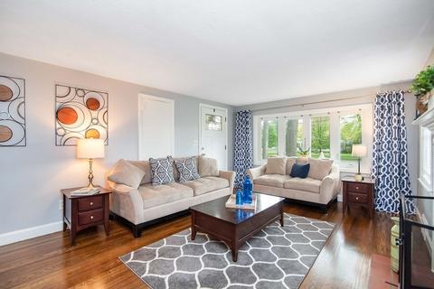 715 Plumtree Rd, Springfield, MA 01118 photo 12