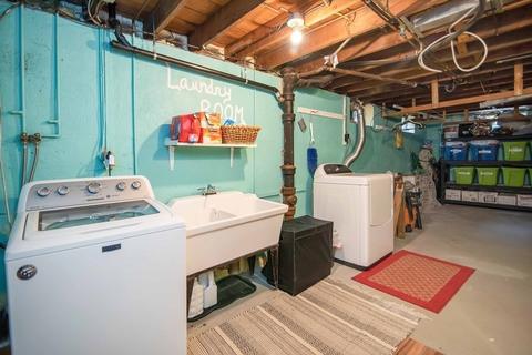 715 Plumtree Rd, Springfield, MA 01118 photo 23