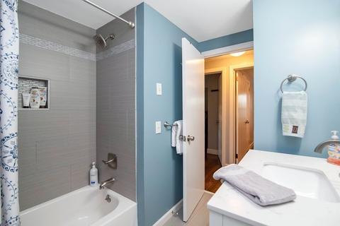 715 Plumtree Rd, Springfield, MA 01118 photo 18