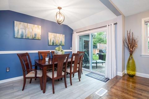715 Plumtree Rd, Springfield, MA 01118 photo 10