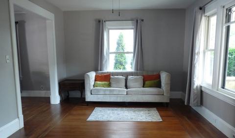 37 Castle St, Springfield, MA 01118 photo 3