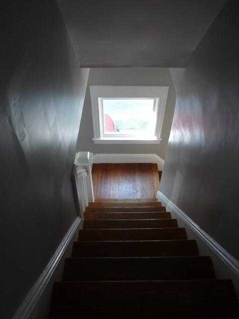 37 Castle St, Springfield, MA 01118 photo 9