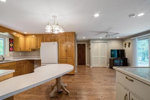 40 Dick Dr, Worcester, MA 01609 photo 5