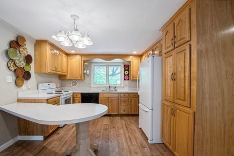 40 Dick Dr, Worcester, MA 01609 photo 6