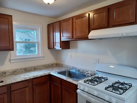 218 Albion St, Fall River, MA 02723 photo 17
