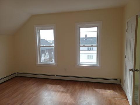 218 Albion St, Fall River, MA 02723 photo 9