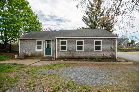 1 Oakdale St, Wareham, MA 02571 photo 1