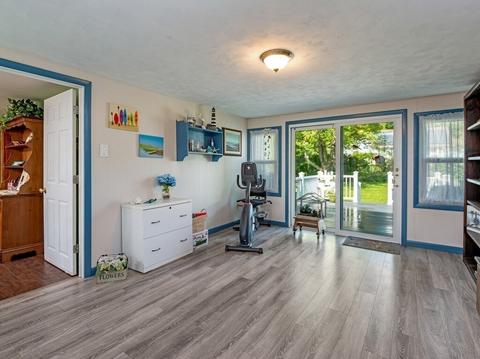 8 Lovewell St, Ware, MA 01082 photo 5