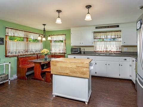 8 Lovewell St, Ware, MA 01082 photo 10