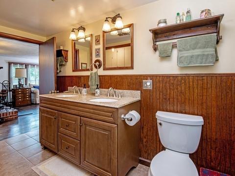 8 Lovewell St, Ware, MA 01082 photo 17