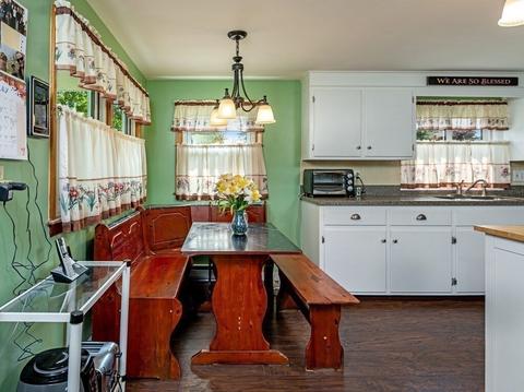 8 Lovewell St, Ware, MA 01082 photo 9