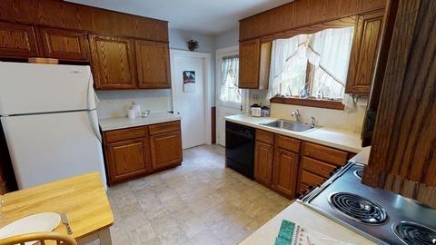 49 Gardner St, Hingham, MA 02043 photo 4