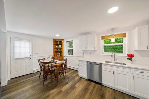 103 Ashcroft St, Dedham, MA 02026 photo 3