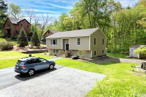 256 Wethersfield St, Rowley, MA 01969 photo 2
