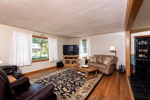 256 Wethersfield St, Rowley, MA 01969 photo 4