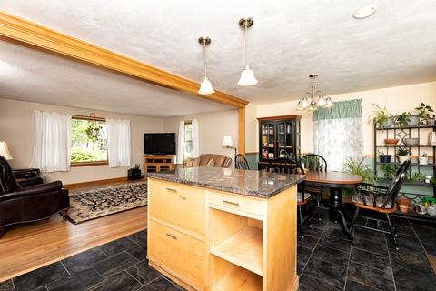 256 Wethersfield St, Rowley, MA 01969 photo 6
