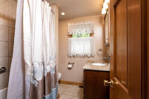 256 Wethersfield St, Rowley, MA 01969 photo 12