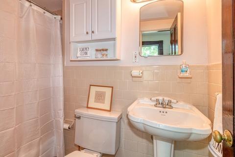 83 Pleasant #5, Marblehead, MA 01945 photo 11