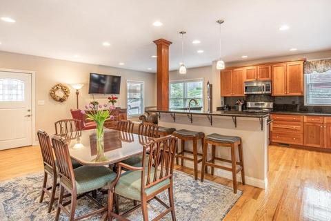 102 Hanscom Ave, Reading, MA 01867 photo 10