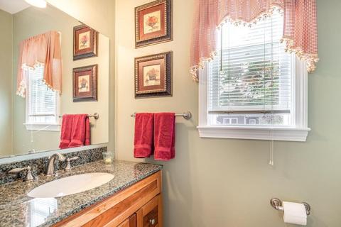 102 Hanscom Ave, Reading, MA 01867 photo 15