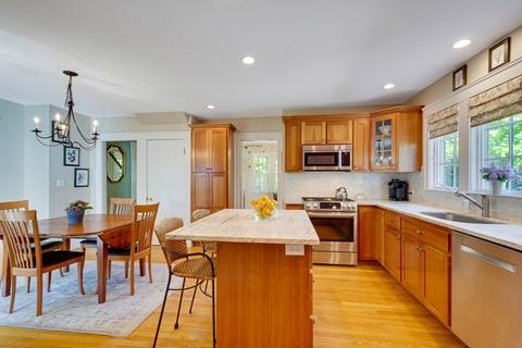 30 Washburn Ave, Needham, MA 02492 photo 21
