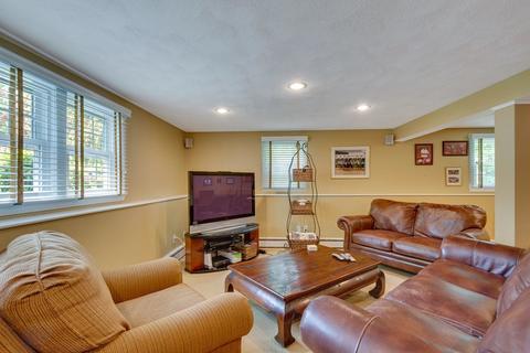 24 Meredith Cir, Needham, MA 02492 photo 29