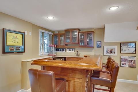 24 Meredith Cir, Needham, MA 02492 photo 31
